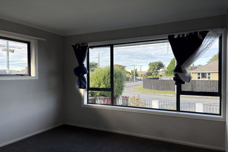 Photo of property in 20 Greenhurst Street, Sockburn, Christchurch, 8042