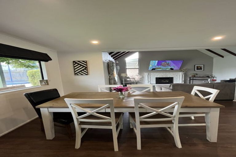 Photo of property in 21 Abercrombie Street, Milton, 9220