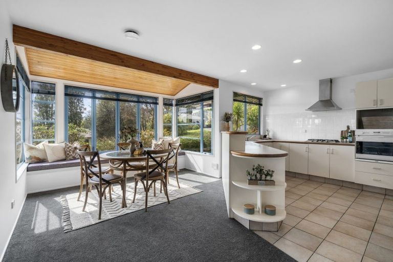 Photo of property in 2 Chestnut Way, Bellevue, Tauranga, 3110