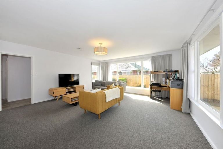 Photo of property in 6b Hudson Street, Bryndwr, Christchurch, 8053