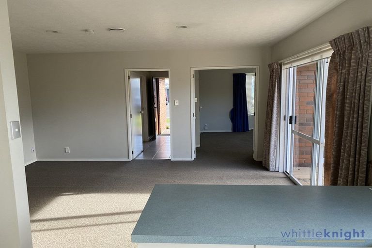 Photo of property in 8 Innisfree Place, Northwood, Christchurch, 8051