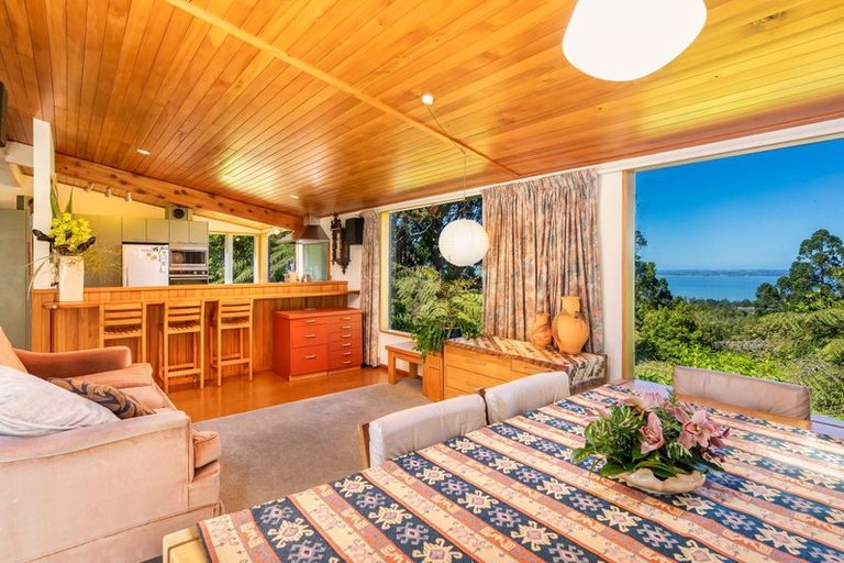 Photo of property in 47 Park Road, Titirangi, Auckland, 0604