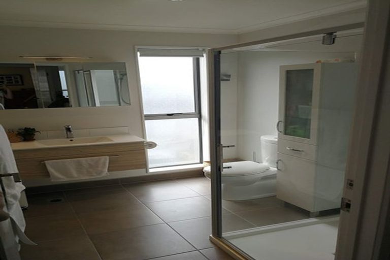 Photo of property in 25 Mollusc Road, Hobsonville, Auckland, 0616