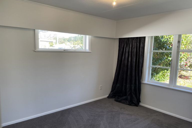 Photo of property in 60 Wainuiomata Road, Wainuiomata, Lower Hutt, 5014