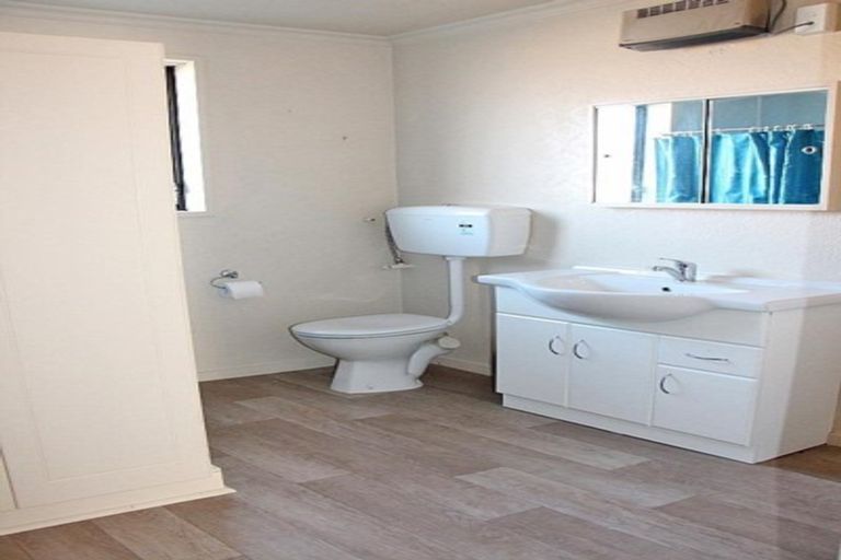 Photo of property in 1/19 Baker Street, West End, Timaru, 7910