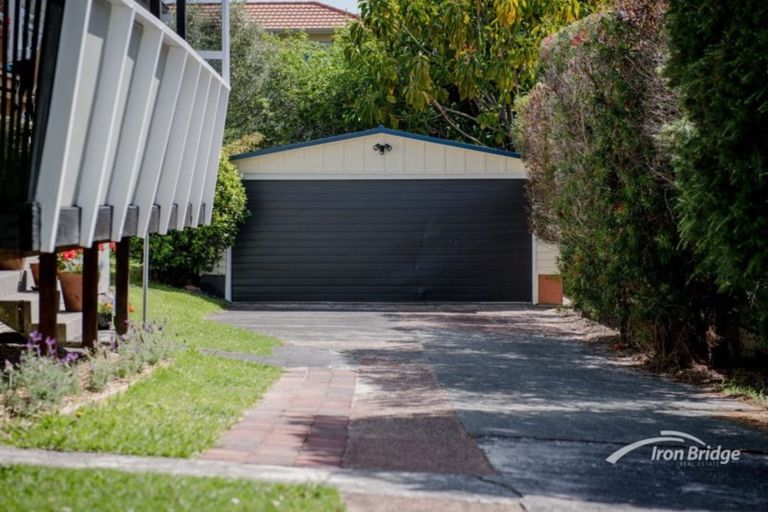 Photo of property in 48 Aeroview Drive, Beach Haven, Auckland, 0626