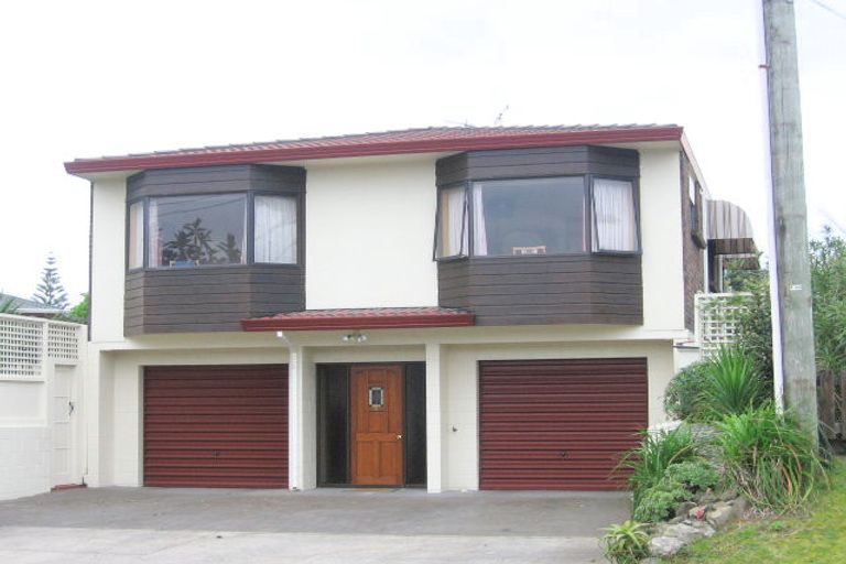 Photo of property in 1 Moa Street, Mount Maunganui, 3116