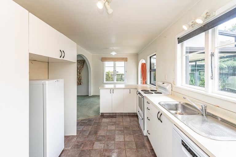 Photo of property in 62 Parkes Avenue, Saint Johns Hill, Whanganui, 4501