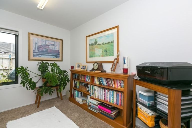 Photo of property in 9 Keene Drive, Bell Block, New Plymouth, 4312