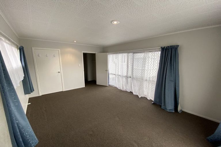 Photo of property in 56 Friedlanders Road, Manurewa, Auckland, 2102