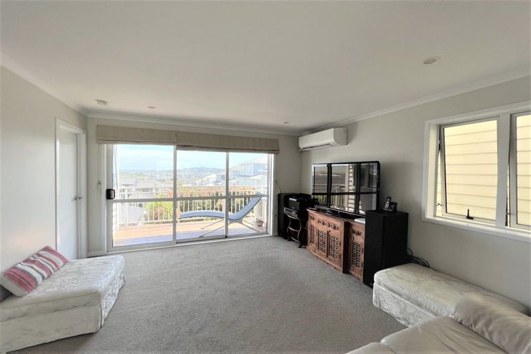 Photo of property in 98 Arrowsmith Drive, Flat Bush, Auckland, 2019