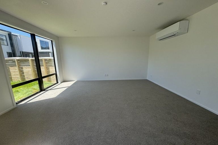 Photo of property in 11 Houhere Street, Paraparaumu, 5032