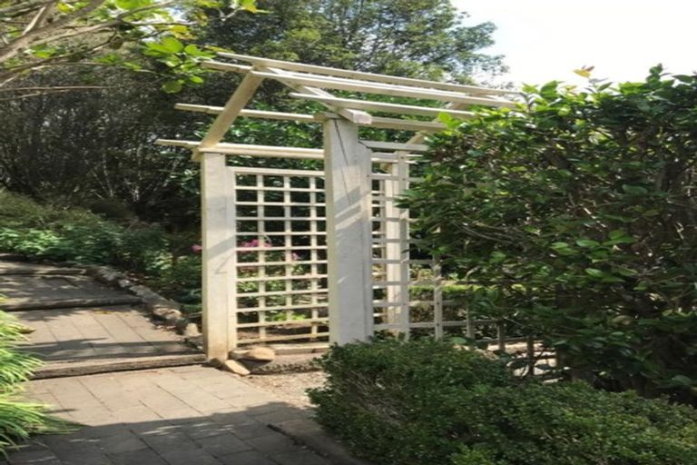 Photo of property in 159f Portsmouth Road, Bombay, 2675