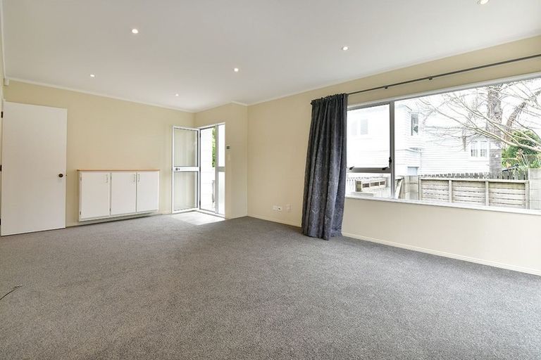 Photo of property in 6a Rawhiti Road, Manly, Whangaparaoa, 0930