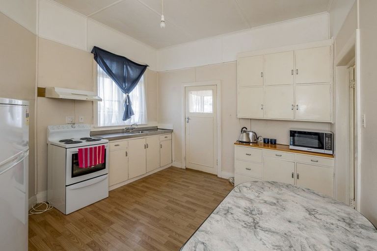 Photo of property in 10 Stuckey Street, Levin, 5510