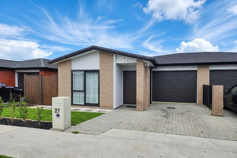 Photo of property in 27 Hemopo Street, Pukekohe, 2120