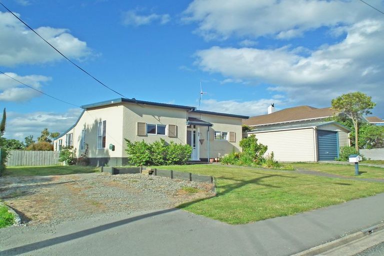 Photo of property in 12 Test Street, South Hill, Oamaru, 9400