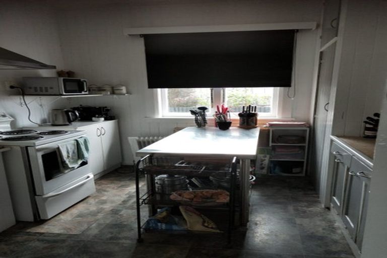 Photo of property in 3 Clyde Street, Levin, 5510