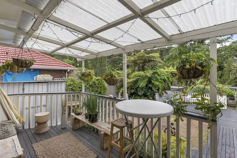 Photo of property in 28 Lowtherhurst Road, Massey, Auckland, 0614