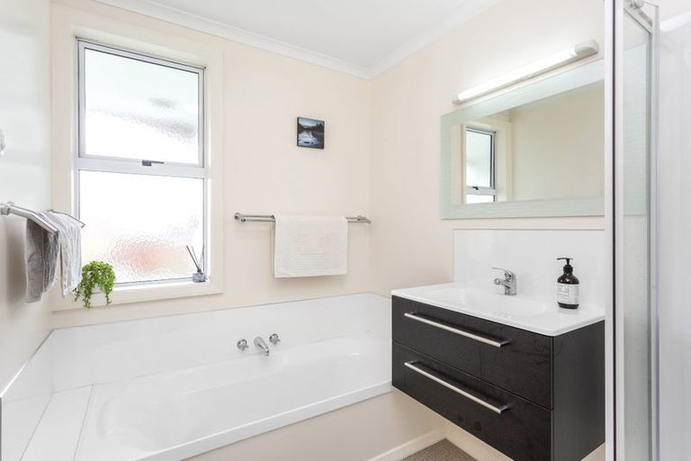 Photo of property in 46 Tomahawk Road, Andersons Bay, Dunedin, 9013