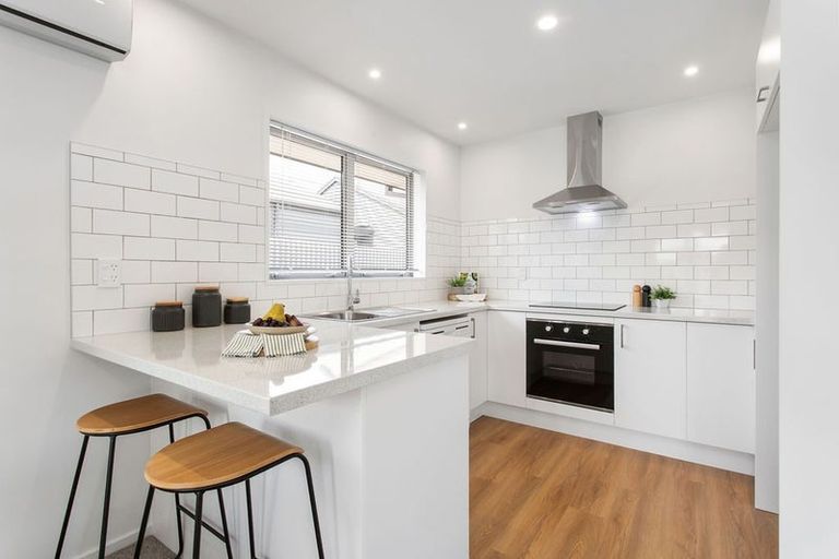 Photo of property in 17 Medway Street, Richmond, Christchurch, 8013