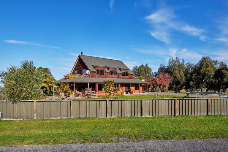 Photo of property in 61 Harnetts Road, Kaikoura Flat, Kaikoura, 7371