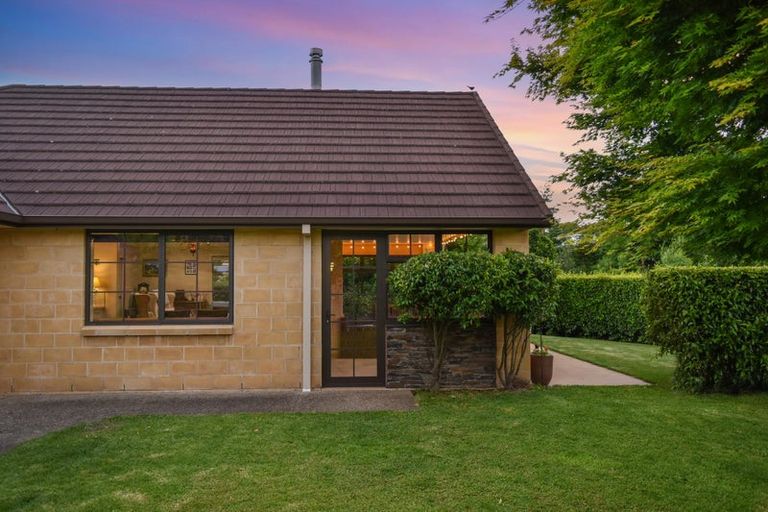 Photo of property in 9 Orakei Place, Welcome Bay, Tauranga, 3112