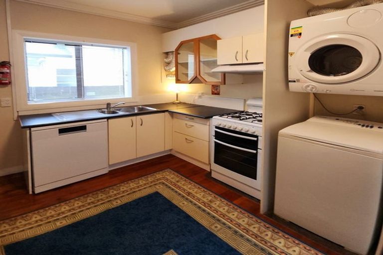 Photo of property in 69 Hutt Road, Petone, Lower Hutt, 5012