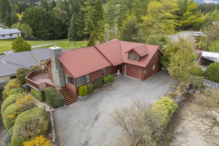 Photo of property in 10 Forest View Close, Hanmer Springs, 7334