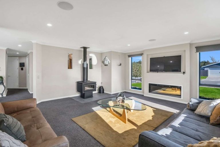 Photo of property in 19 Magnate Drive, Kaiapoi, 7630