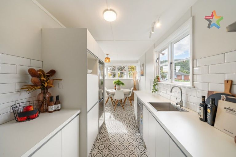 Photo of property in 57 Chapman Crescent, Naenae, Lower Hutt, 5011