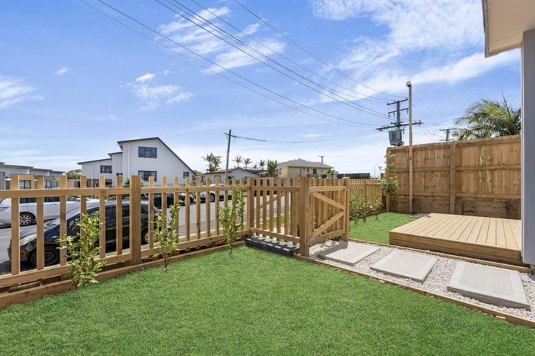 Photo of property in 1/6 Pah Road, Papatoetoe, Auckland, 2025