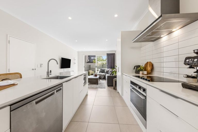 Photo of property in 7 Harewood Street, Whenuapai, Auckland, 0618