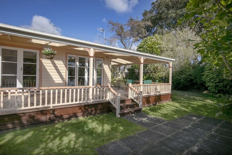 Photo of property in 21a Military Road, Boulcott, Lower Hutt, 5010
