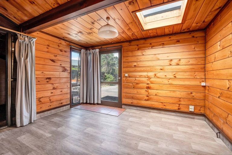 Photo of property in 4 Rennell Street, Frankleigh Park, New Plymouth, 4310