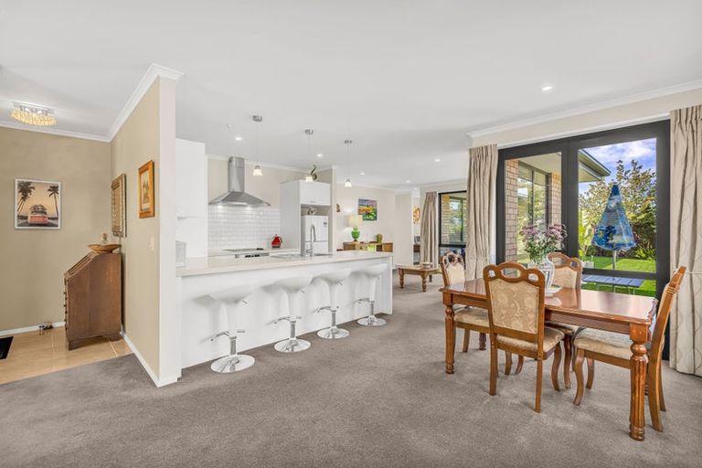 Photo of property in 18 Lansdowne Way, Rolleston, 7615