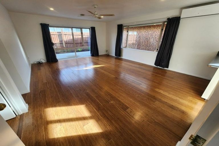 Photo of property in 1/77 Fairfield Avenue, Addington, Christchurch, 8024