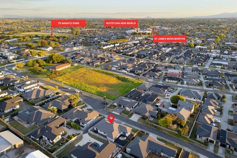 Photo of property in 8 Faber Place, Rototuna North, Hamilton, 3210