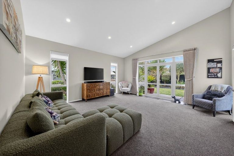 Photo of property in 66 Lamorna Road, Parklands, Christchurch, 8083