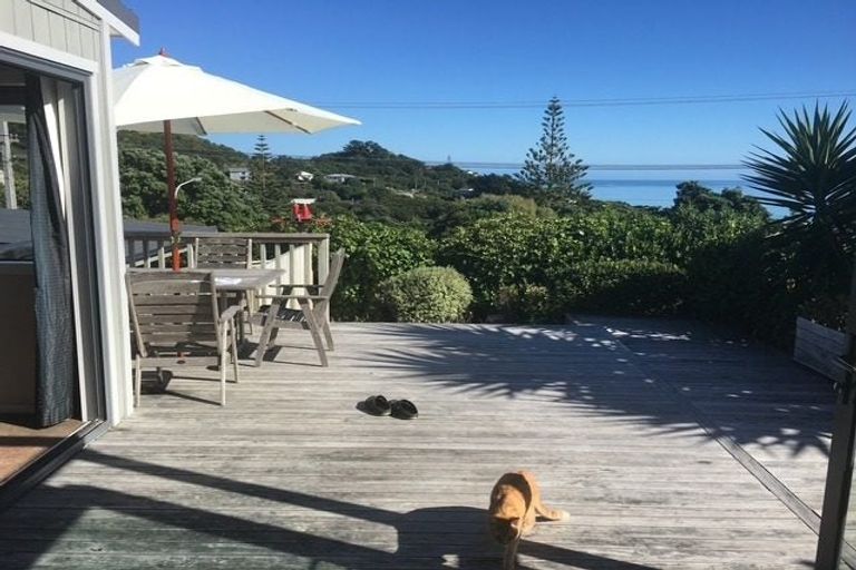 Photo of property in 6 Te Ara Road, Pukerua Bay, 5026