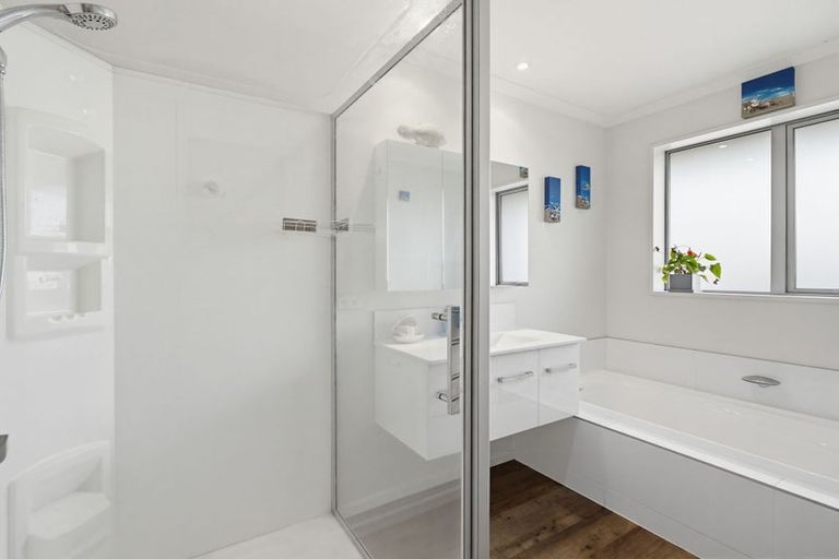 Photo of property in 29 Bridge Street, Southbridge, 7602