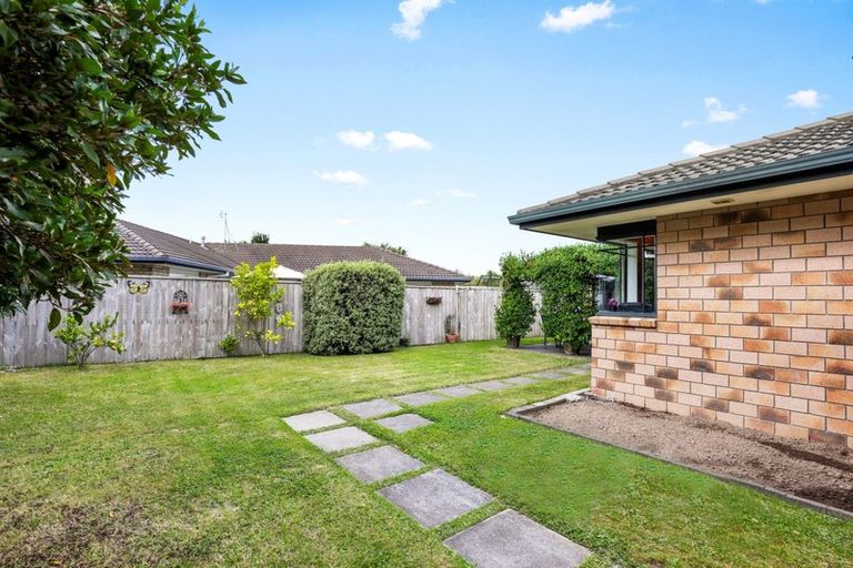 Photo of property in 83 Wiltshire Drive, Huntington, Hamilton, 3210