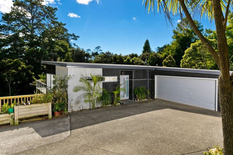 Photo of property in 22 The Close, Greenhithe, Auckland, 0632