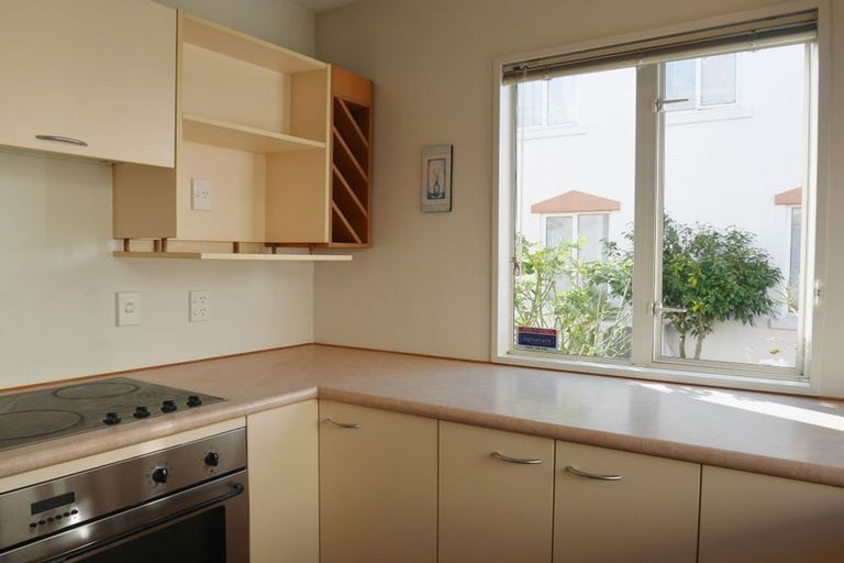 Photo of property in 66b Peverel Street, Riccarton, Christchurch, 8041