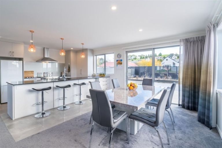 Photo of property in 44 Heathfield Drive, Mosgiel, 9024