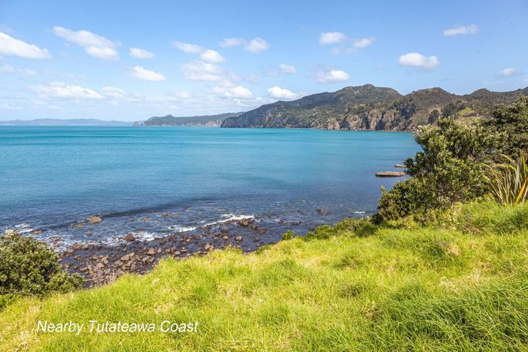 Photo of property in 10 Puriri Place, Tuateawa, Coromandel, 3583