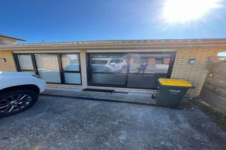Photo of property in 9 Neesons Way, Glendene, Auckland, 0602