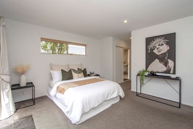 Photo of property in 71 Broadhaven Avenue, Parklands, Christchurch, 8083