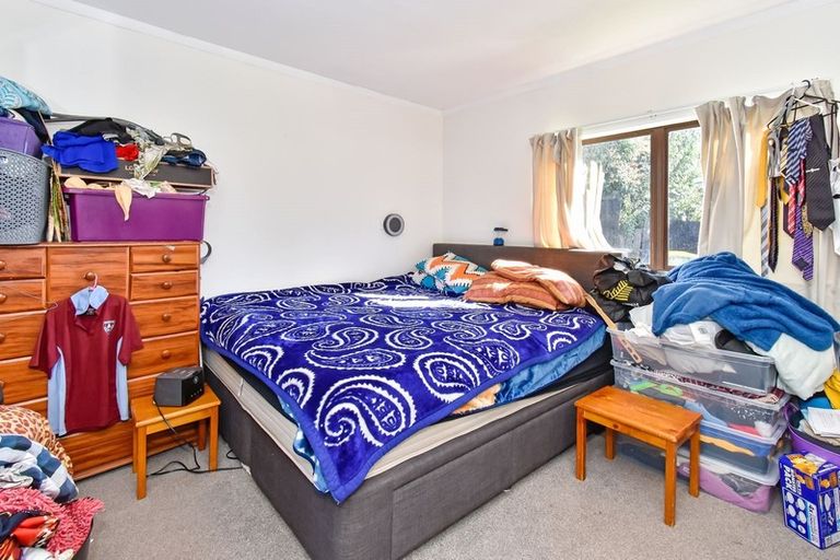 Photo of property in 3 Ross Avenue, Papatoetoe, Auckland, 2025