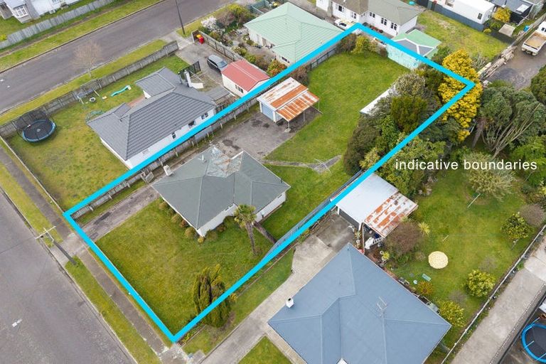 Photo of property in 17 Reeve Street, Levin, 5510